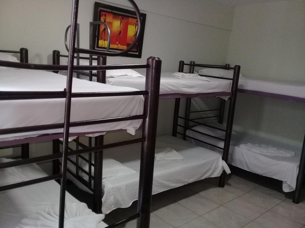 Hostal Ibiza Santa Cruz de La Sierra Eksteriør bilde